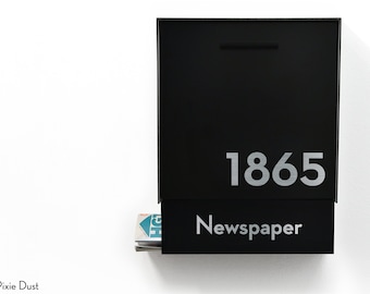 Buzón de Aluminio Negro (ACP) con Porta Periódicos y Grabado Láser de Fibra Plata - Buzón Moderno Personalizado - Buzón de Pared, Tipo 1