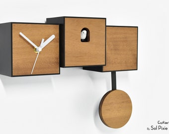 Reloj de pájaro cuco moderno - Reloj de pared de péndulo - Reloj de pared de madera maciza - Deco minimalista - Ciudad horizontal de 3 pisos - Nombre personalizado