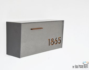 Buzón con puerta/cara de hormigón, cuerpo de aluminio y número de madera, diseño moderno, buzón personalizado, buzón de pared, Mailnest Tipo 3