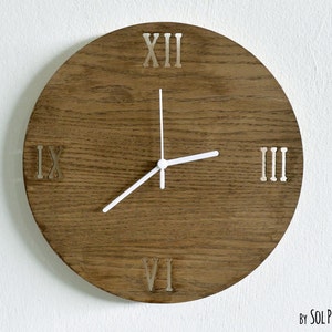 Wooden Simply Circle Latin Numbers - Wooden Wall Clock