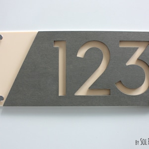 Moderne Hausnummern aus Beton mit Beigem Acryl - Moderne Hausnummer - Hausnummer - Schild - Hausnummer