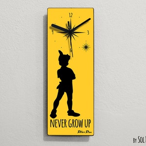 Peter Pan - Never grow up - Wall Clock