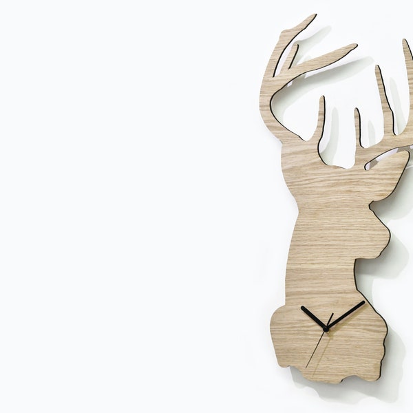 Wooden Wall Clock - Deer Head Silhouette - Cottage Wall Decoration - Farm House - Hunter Gift - Trophy - Customize Clock - Animal Decor