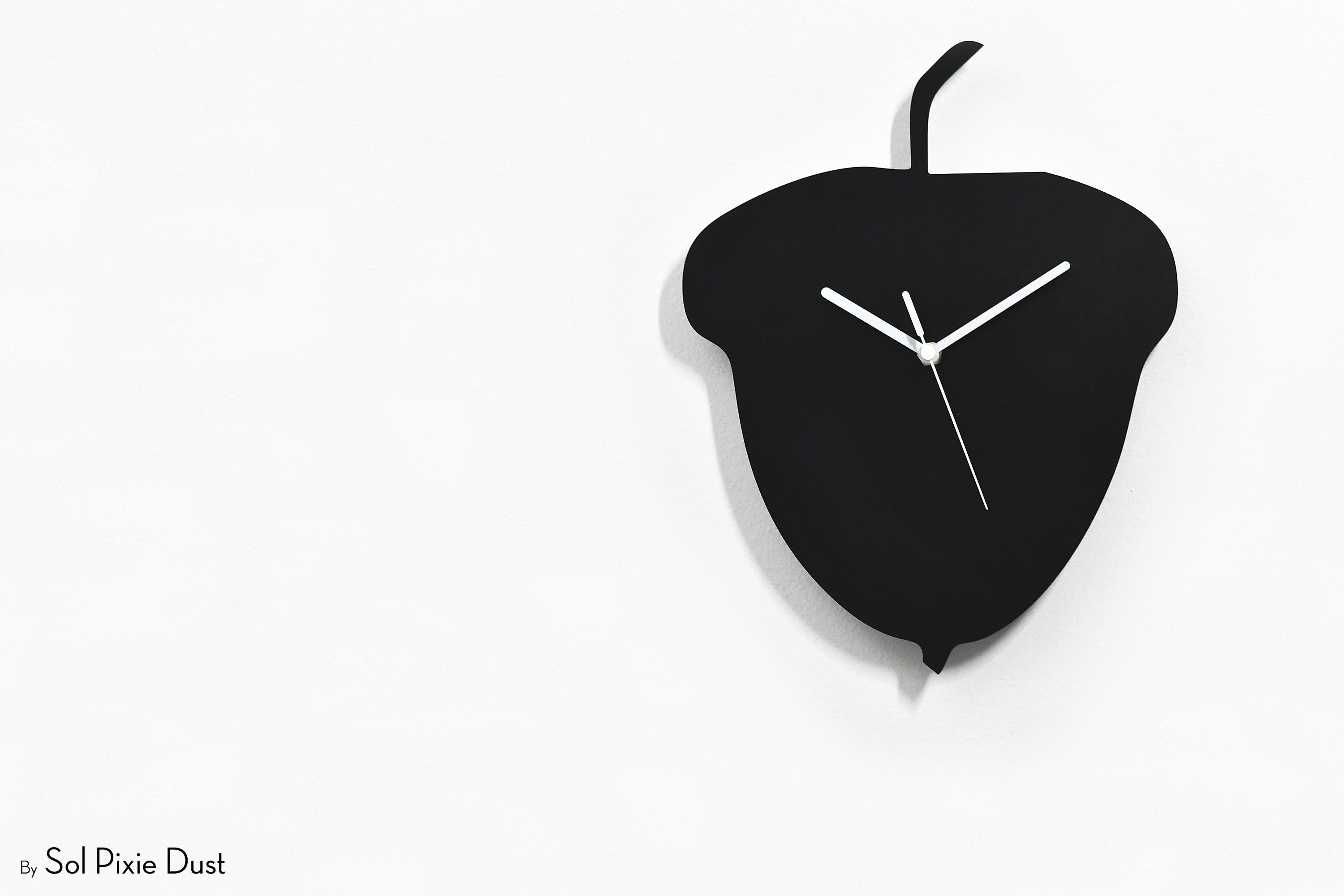 Acorn Silhouette Wall Clock - Oaknut Silhouette - Acorn Decor - Autumn ...