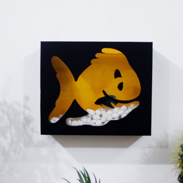 Acuario moderno con pecera Betta: acuario de escritorio o acuario de peces montado en la pared