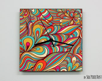 カラフルな花の抽象的なシームレスパターンの壁掛け時計