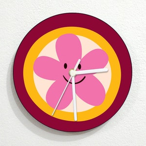 Pink Smiling Daisy - Wall Clock