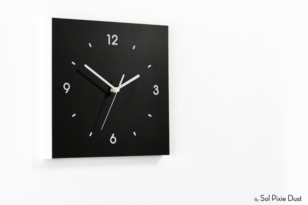 Modern Aluminum Wall Clock With Numbers Hollow Bar Square Black