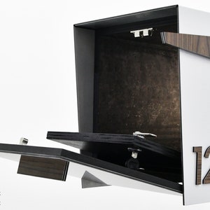Lock Option for my Type 4 Mailbox Mailnest ( purchasable only with my Mailbox )