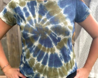 Ladies boxy navy blue moss green short sleeve tie-dye t-shirt medium boho bean hippie shop hike music festival fashion cotton crew neck cool