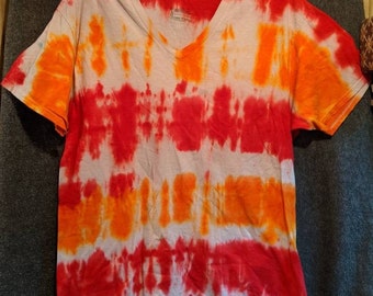 Free shipping. Large short sleeve vneck tie dye t-shirt. Horizontal orange white red men's ladies colorful 100% cotton bohobean hippie hippy