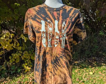 Medium short sleeve crew neck. Bleach dye tie-dye. Graphic t vinyl scream Chucky Jason Halloween spooky scary black cotton shirt