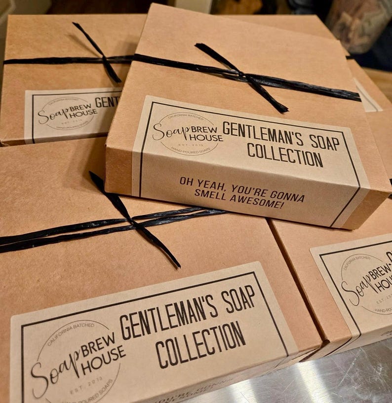 Coffret cadeau de savon pour homme, cadeau de toilettage pour homme, lot de trois savons avec porte-savon en bois image 8