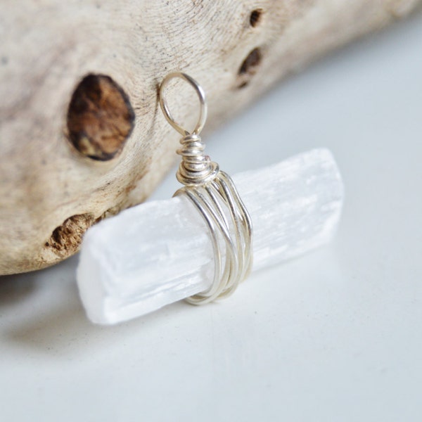 Selenite Wand-Recharges Energy-Angelic Shield-Protective Grid-Small Wire Wrapped Pendant-Necklace-Sterling Silver 925-Gold Filled 14k...