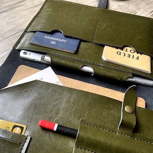 Luxury Olive Green LeatherPersonalized iPad Case 11 inch iPad Pro 12.9 Case 10.5 10.2 10.9 iPad 6 7 8 9 10 Mini Cover Folio Pencil Holder