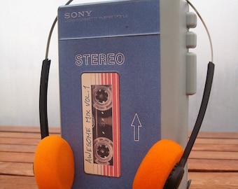Toy Guardians of the Galaxy Vol 1 - Star-Lord Peter Quill - Sony Walkman TPS-L2 prop, with headphones.