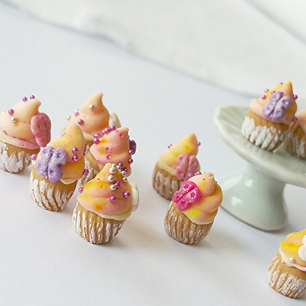 Dollhouse miniature cupcakes scale 1:12 / Dollhouse miniature cakes / Rainbow cake miniature scale 1 12 / Miniature pastry shop