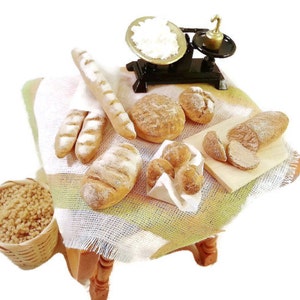 Miniature bakery /  Miniature food / scale 1:12 / Doll's House miniatures / Dollhouse food / Roombox / miniature scene