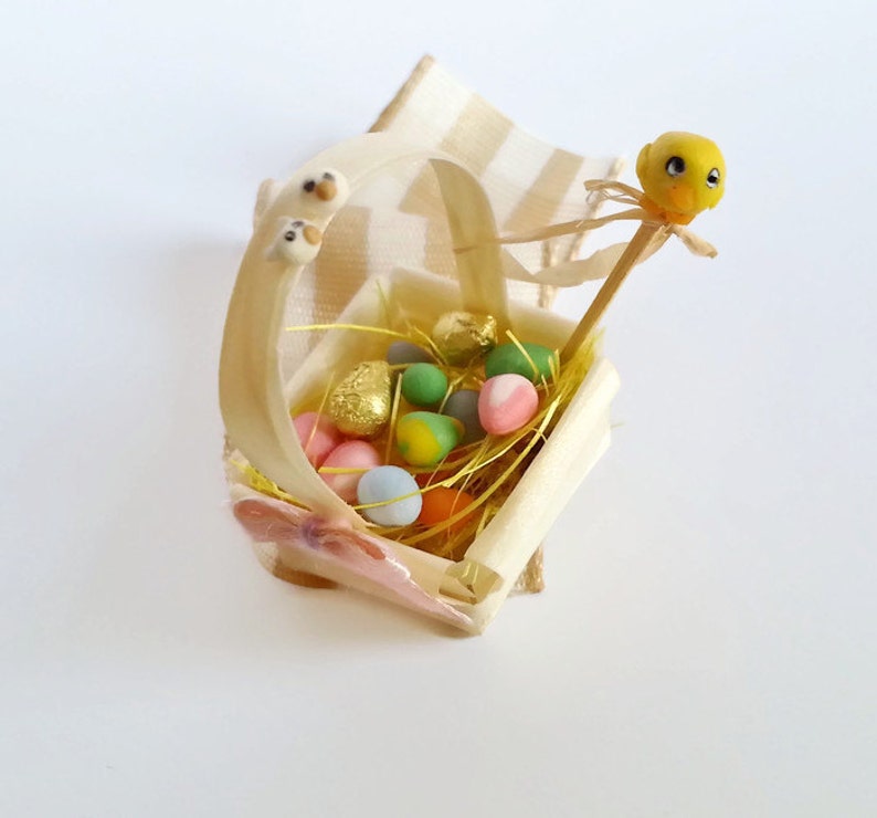 1:12 Dollhouse miniature Easter eggs basket / Easter miniature scale one inch / Dollhouse Miniature Easter decoration / Dollhouse Easter image 2