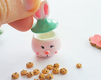 Dollhouse miniature Easter cookie jar / Scale one inch Easter cookies and jar  / dollhouse miniature easter scale 1 12 biscuit