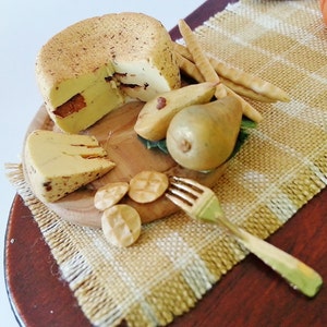 Miniature cheese and pears scale 1:12 / Miniature Italian food scale 1/12 / Scale one inch miniature food / Dollhouse food cheese plate