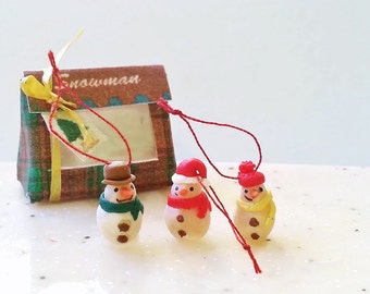 Dollhouse miniature snowman ornament scale one inch / 1:12 dollhouse miniatures Christmas tree ornament / Christmas miniatures snowman