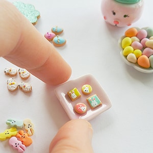 Miniatur Puppenhaus Miniatur Kekse/Cookies/Easter Ostern Hase Puppenhaus 01:12 / Skala/Miniatur Osterkuchen