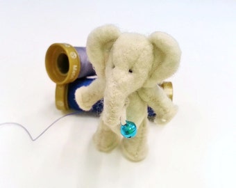 Miniature felted elephant toy / 1:12 dollhouse miniature toy / collectible miniature elephant / scale one inch artist OOAK elephant