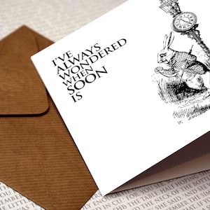 Alice no País das Maravilhas - Muitas vezes me perguntei... Citação sobre o País das Maravilhas, Cartão de Saudações, Cartão de Aniversário, Alice, Chapeleiro Maluco, Amantes de Livros, Presente Literário