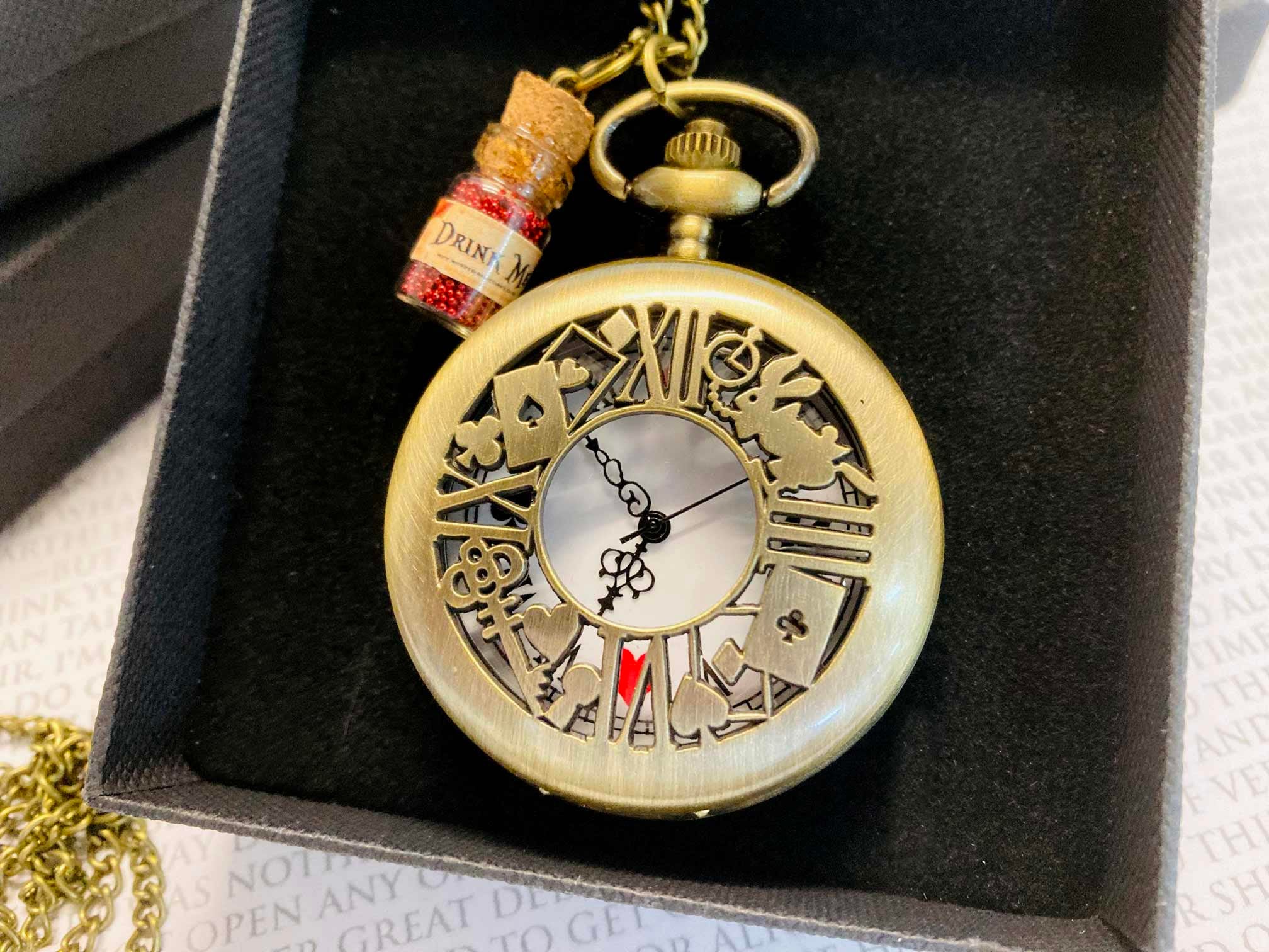 希少♦️シャビー シック♦️不思議の国のアリス♦️懐中時計♦️美品 補償付 送料込 不思議の国のアリス - 不思議の国のアリス（フルサイズ）懐中