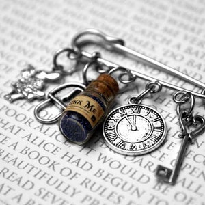 Alice in Wonderland - Giant Pin Brooch - Silver Plate, Drink Me, Charms, Kilt Pin, Lewis Carroll, Mad Hatter, Steam Punk, Alice, Jewelry