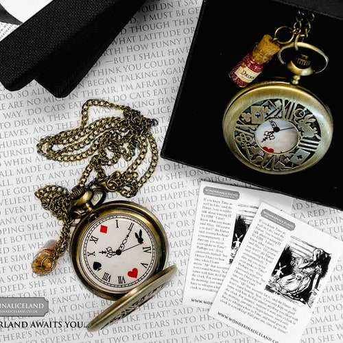 Alice in Wonderland - Alice in Wonder Time (full Size) Pocket