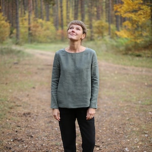 Minimal linen blouse. Long sleeve linen top.  Basic linen top. Oversized, loose-fit linen shirt. Hand made. Linen Basic.