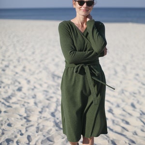 Wikkeljurk van wol | Lange jurk | Jurk van natuurlijke wol | Elegante jurk | Jurk met wijde rok | Jurk met riem en zakken | Gelegenheidsjurk |