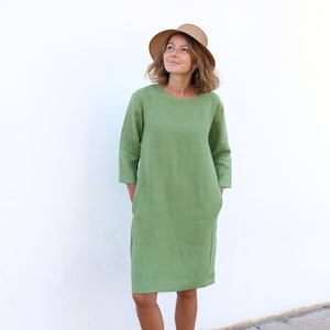3/4 sleeves midi dress. Knee-length, linen dress with pockets. Stone washed linen clothing for women. Various colours available.