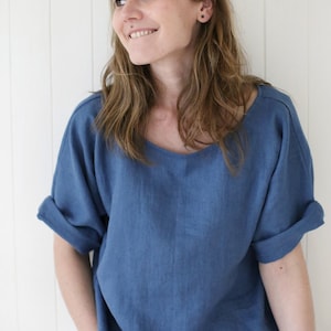 Japanese style linen blouse with kimono sleeves. Washed soft linen top. Women's linen blouse. image 3