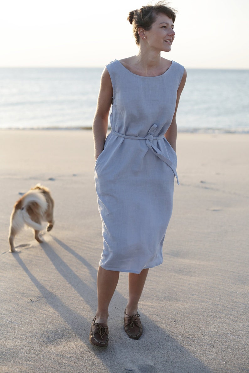 Oversized linen dress with pockets.