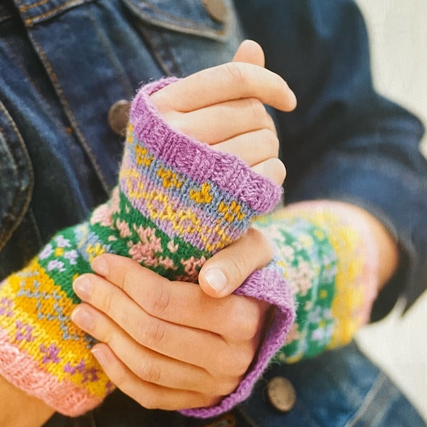 Knitted Fair Isle Wrist Warmers Knitting PDF Pattern Instant Download