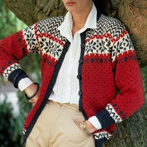 Knitted Fair Isle Cardigan Pattern Norwegian Knit Style Warm Cardigan Knitting Tutorial Instant Digital Download