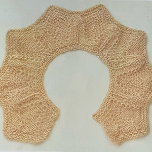 Stylish Vintage Knitted Collar Pattern Create a Fashionable Ladies Pointed Hem Neckpiece Knitting Tutorial Instant Digital Download