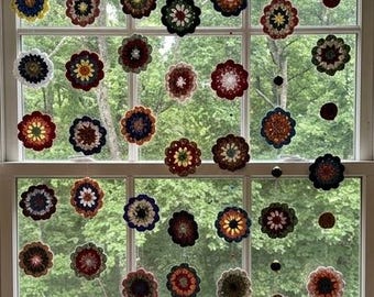 Crochet Floating Flower Curtain Window Floral Display Hanging Flower Garland Bohemian Décor Feature Wall DIY Instant Digital Download