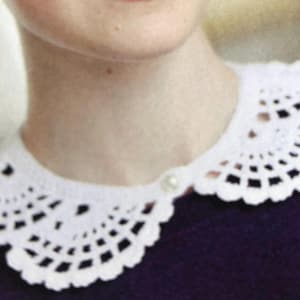 Beautiful Crochet Lace Collar Pattern Crocheting Quick Stunning Fashion Accessory That Look Unique Easy To Crochet Tutorial Digital Download