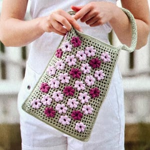 Crochet Flower Bag Pattern Create a Mesh Style Purse and Add Colourful Cute Petals Around it Crocheting Tutorial Instant Digital Download