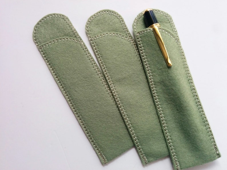 Crotchet Hook Case Pen Protector Sage Green Wool Felt Pen Protector Sleeves for Purse and Pocket