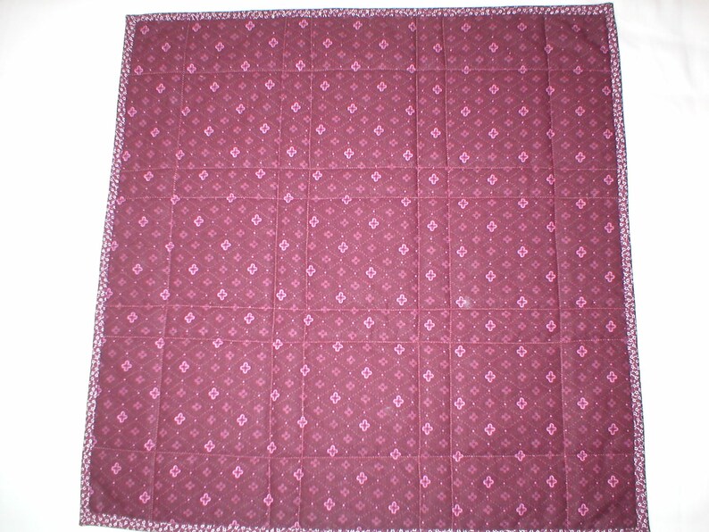 Table Topper 18 x 18 Quilted cotton Country Images in shades of rust and eggplant