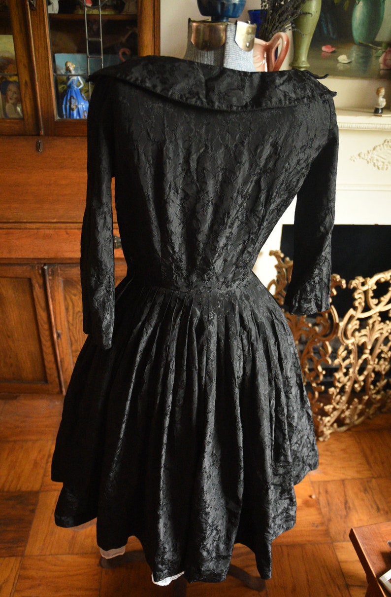Vintage Fabric Handmade Party Dress 1950/'s Full Skirt- Black Size 34