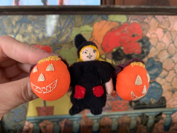 Vintage Glass Halloween witch with Pumpkins hair … - image 8