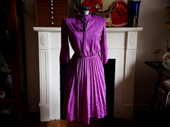 Small - Vintage Pretty Purple Secretary Dress - image 1