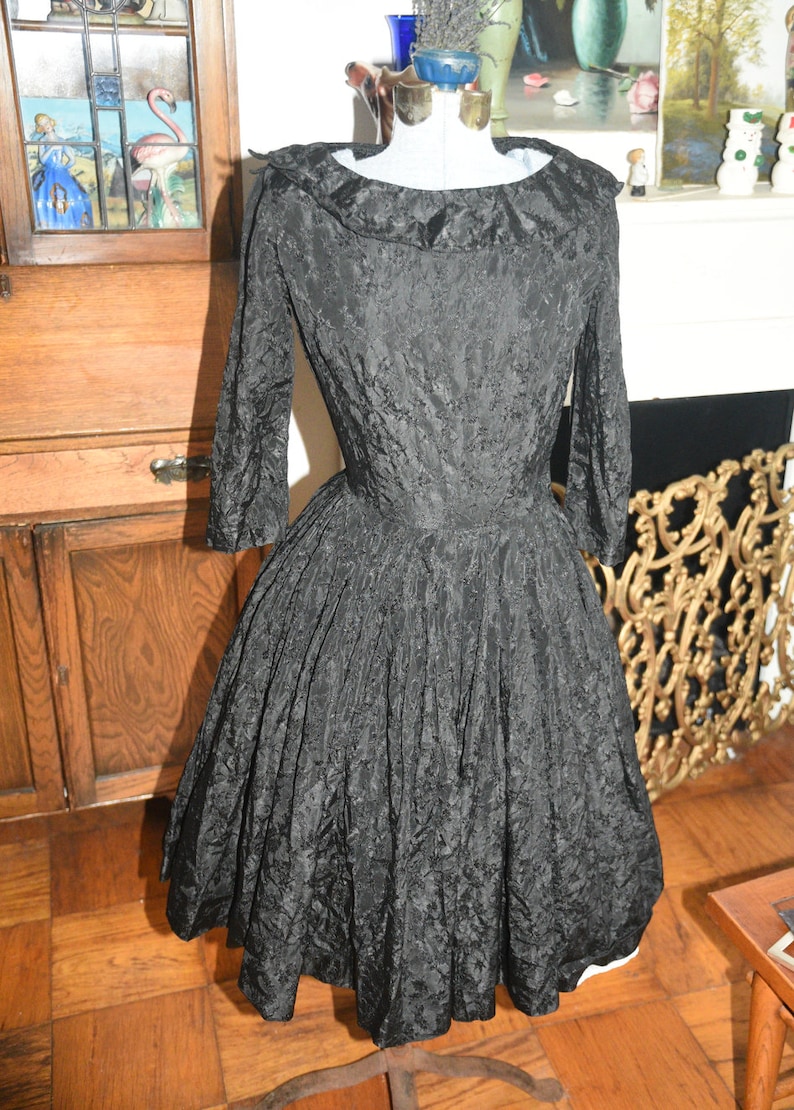 Vintage Fabric Handmade Party Dress 1950/'s Full Skirt- Black Size 34