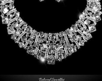 40cm Length/ 7cm Extension Avalaya Vintage Inspired Crystal Bars Bib Style Necklace in Antique Silver Finish 40cm Length/ 7cm Extension Avalaya Vintage Inspired Crystal Bars Bib Style Necklace in Antique Silver Finish